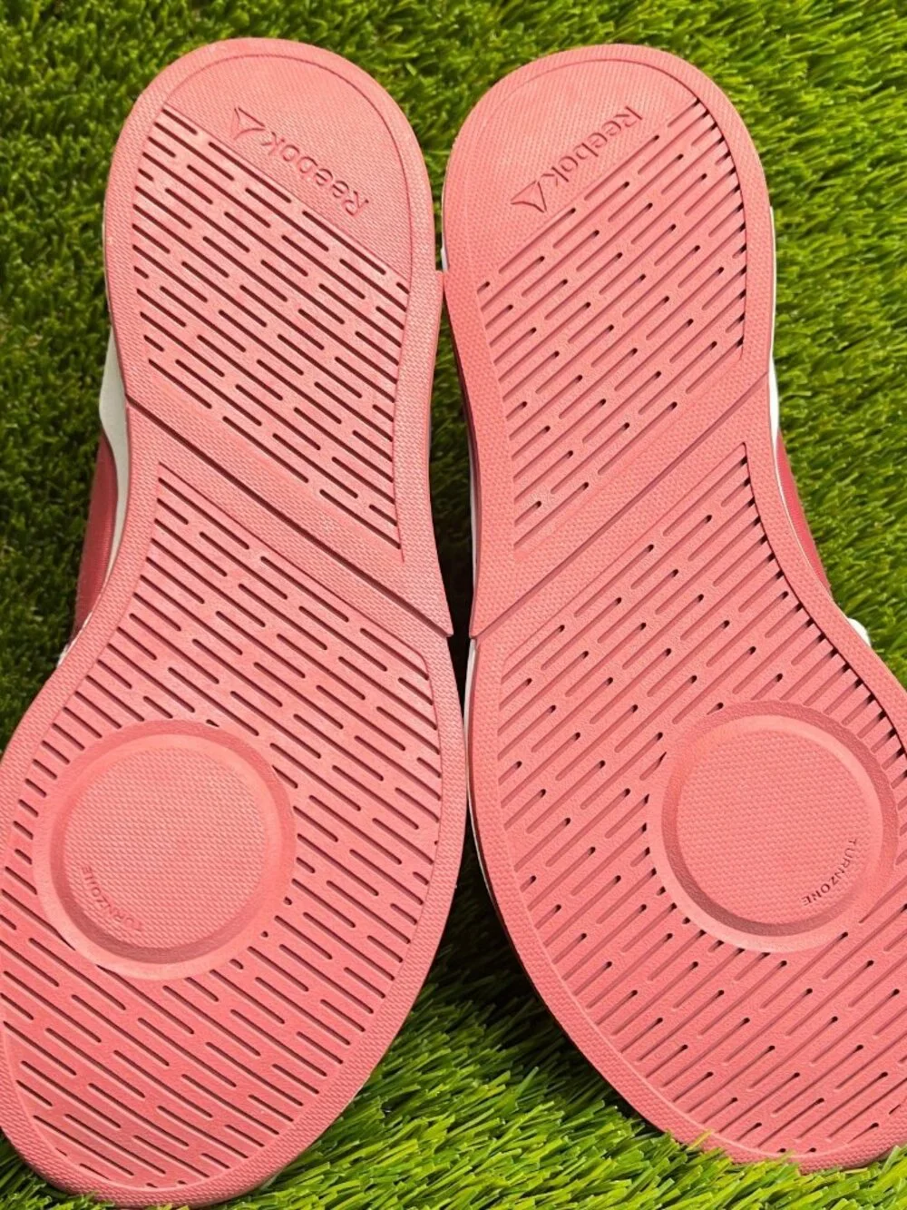 Reebok Guresu‎ 2.0 Girls Size 4.5Y Pink White Running Athletic Shoes Sneakers